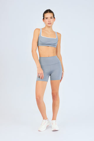Short Bruna Cosmic Gray